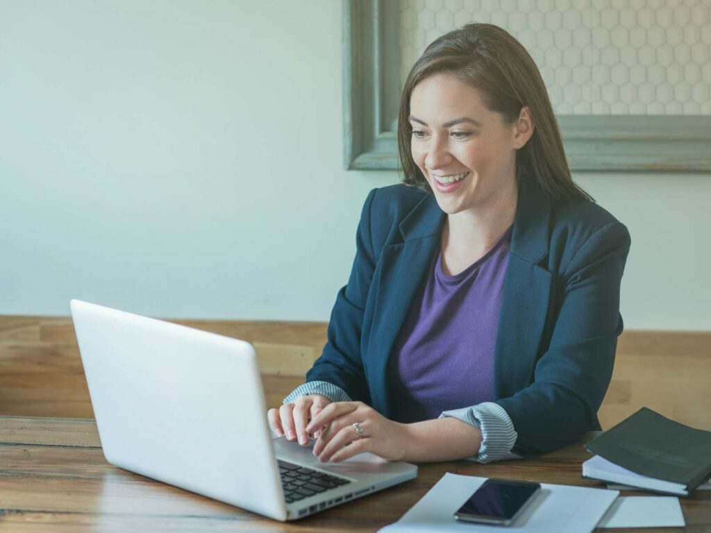 Por que contratar redator freelancer?